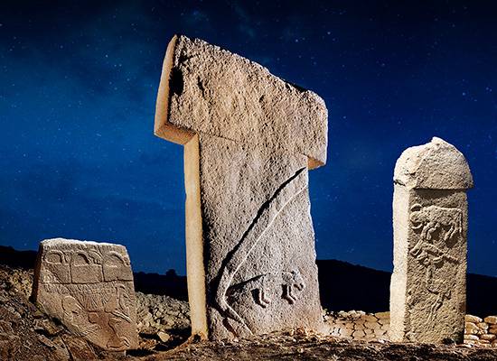 Mesopotamian Reverie: From Sacred Peaks to Golden Stone Cities